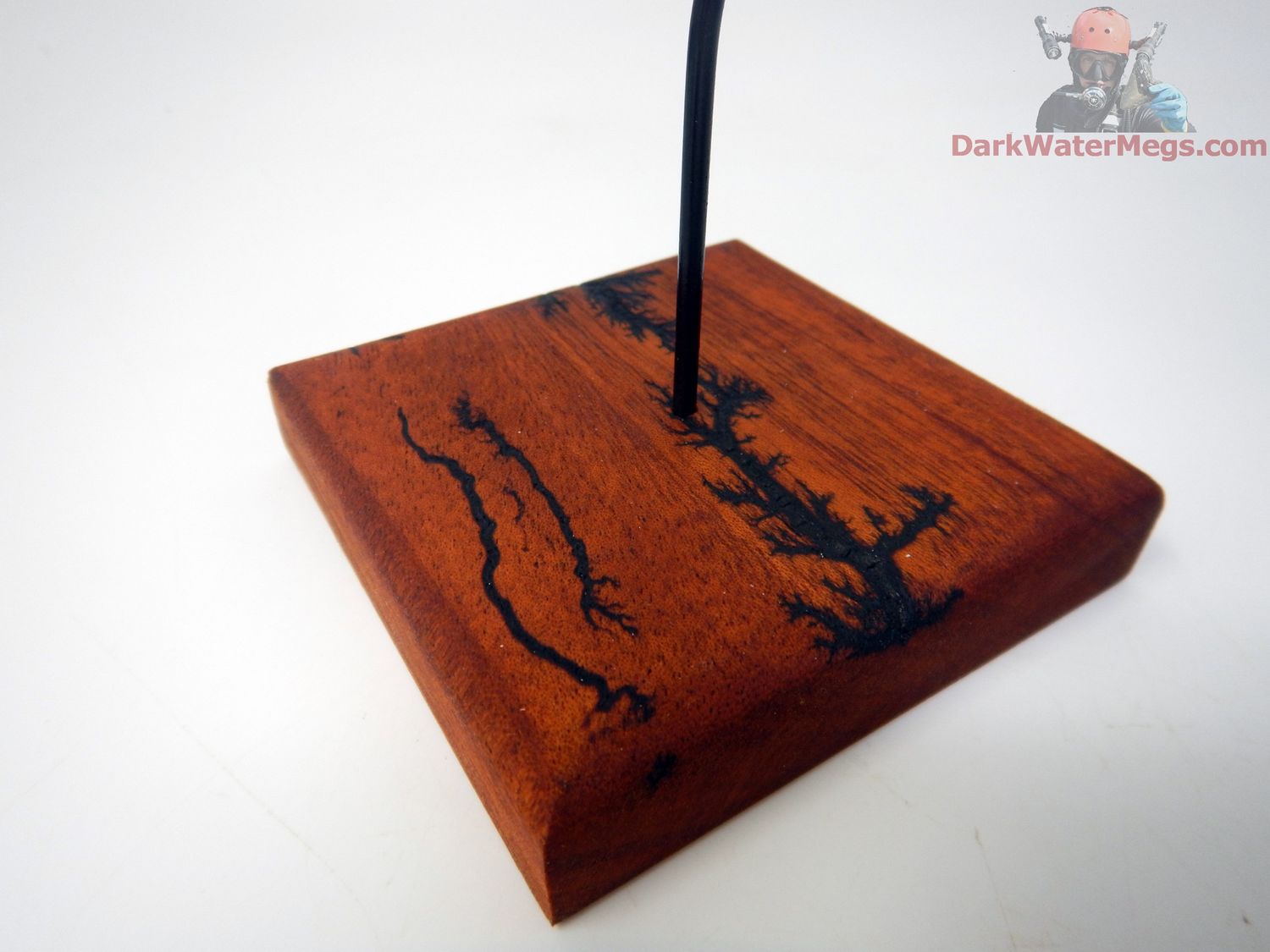 XL / L / M  Specialty Wood stand with metal upright -C11