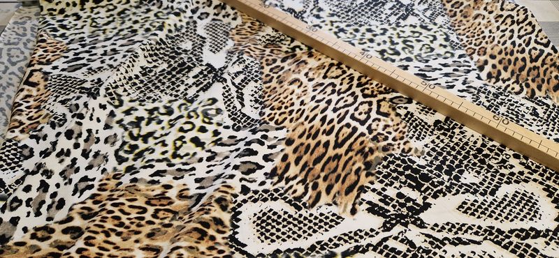 Jersey Digitaldruck Leo 50cm x180cm breit Jersey Digitaldruck Leo 50cm x180cm breit