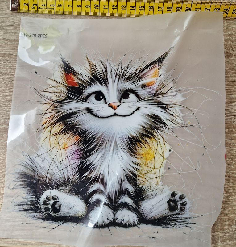 Bügelbild Katze 22cm hoch x 22cm breit Bügelbild Katze 22cm hoch x 22cm breit