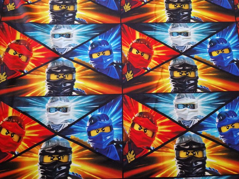 Sommersweat Ninjago 50cm x 180cm breit Sommersweat Ninjago 50cm x 180cm breit