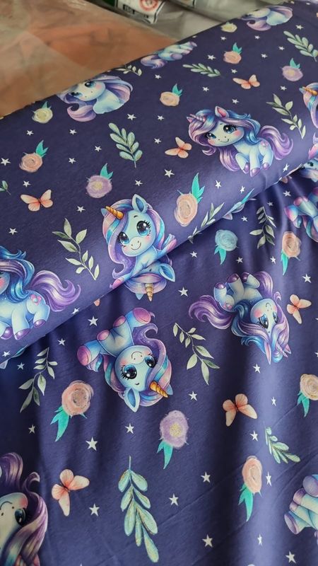 Jersey Digitaldruck Einhorn lila 50cm x160cm breit Jersey Digitaldruck Einhorn lila 50cm x160cm breit