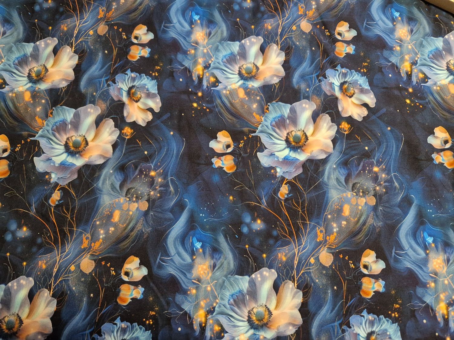 Sommersweat Blumen blau 50cm x 180cm breit