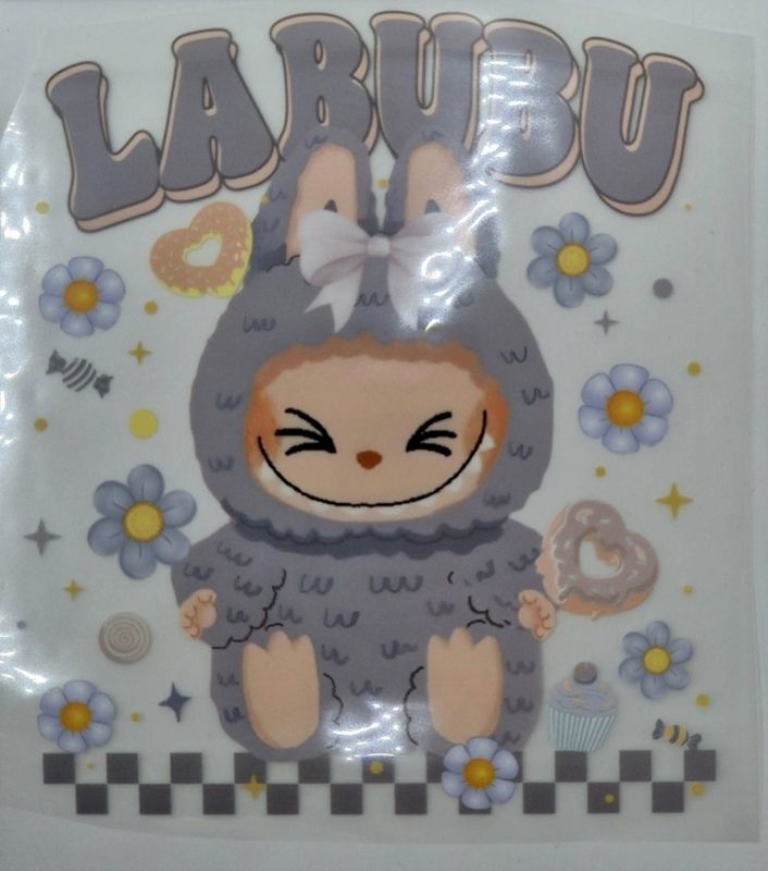 Bügelbild Labubu 10x10cm  Bügelbild Labubu 10x10cm