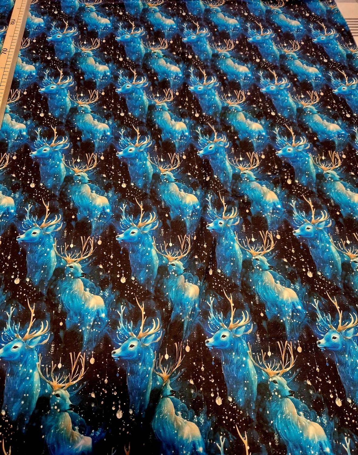 Sommersweat Hirsche blau 48cm x180cm breit Sommersweat Hirsche blau 48cm x180cm breit