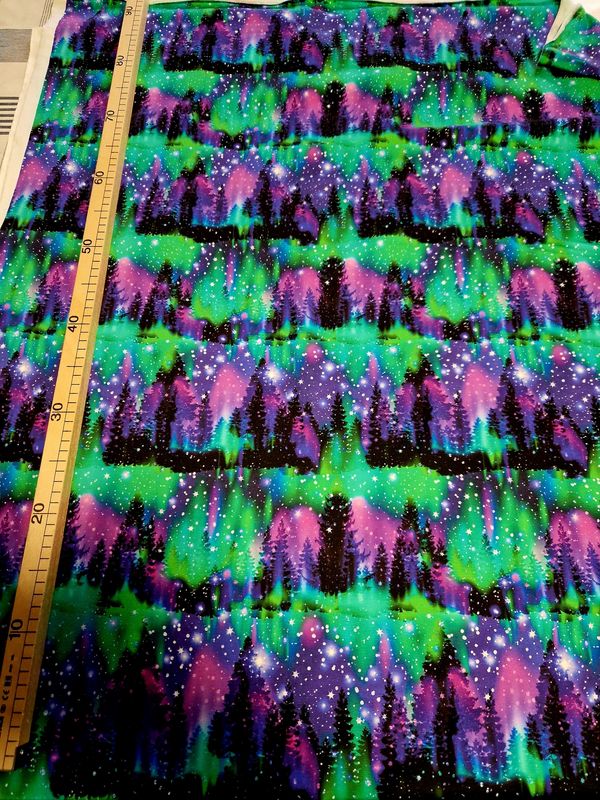 Sommersweat Wald lila 50cm x180cm breit Sommersweat Wald lila 50cm x180cm breit