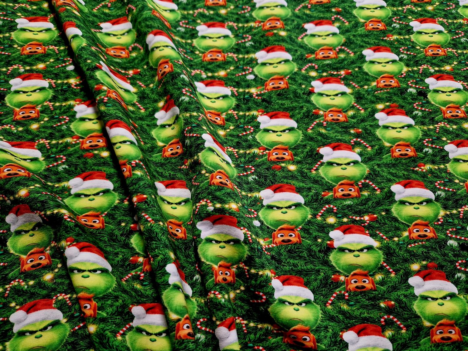 Sommersweat Grinch 50cm x 180cm breit Sommersweat Grinch 50cm x 180cm breit