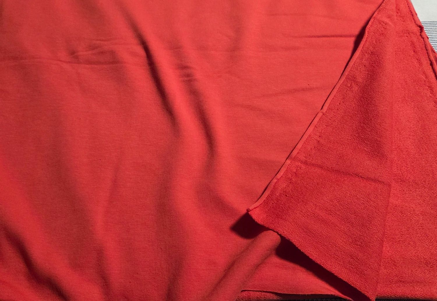 Sommersweat angeraut rot uni 50cm x 170cm breit Sommersweat angeraut rot uni 50cm x 170cm breit