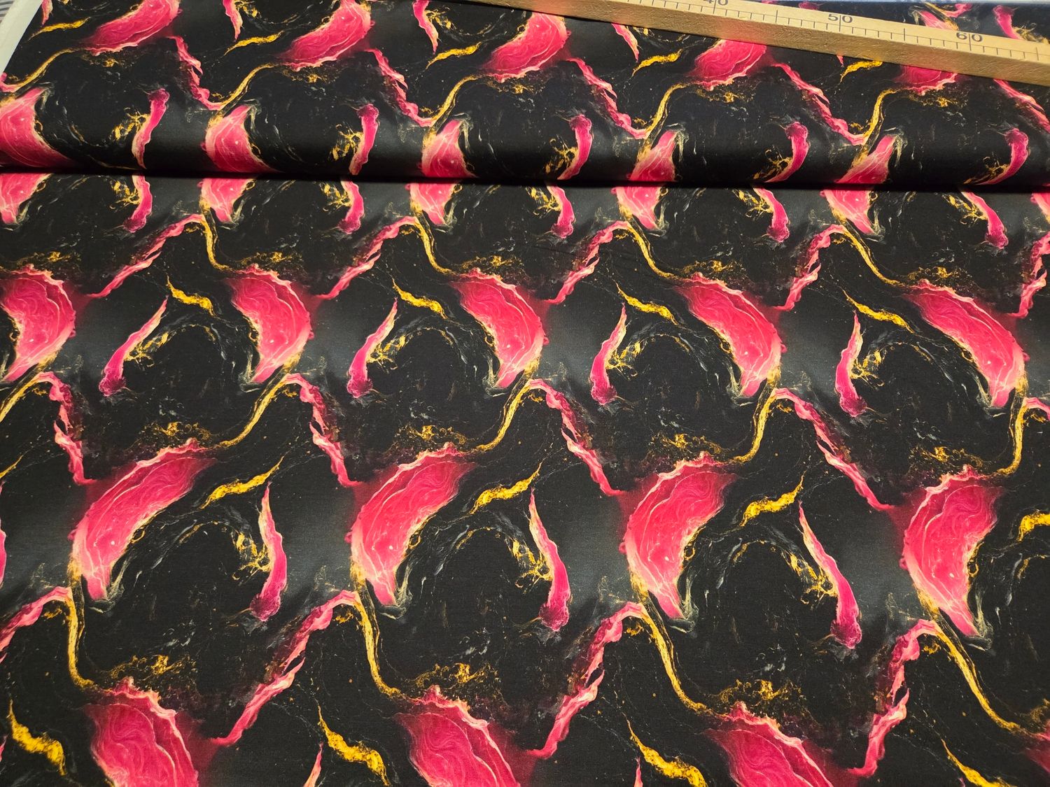 Sommersweat Marmor fuchsia 50cm x 180cm breit