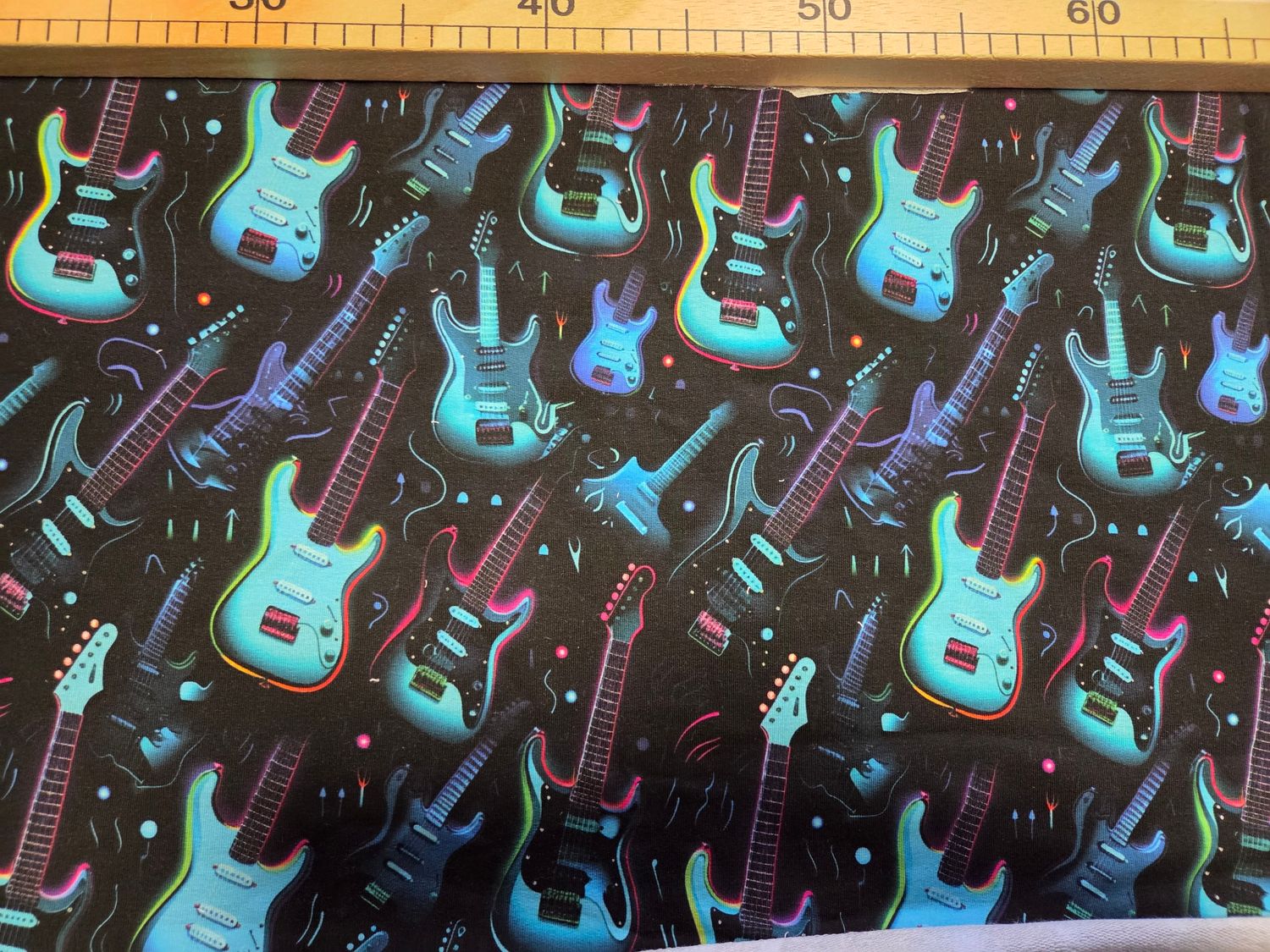 Sommersweat Gitarre 35cm x 170cm breit Sommersweat Gitarre 35cm x 170cm breit