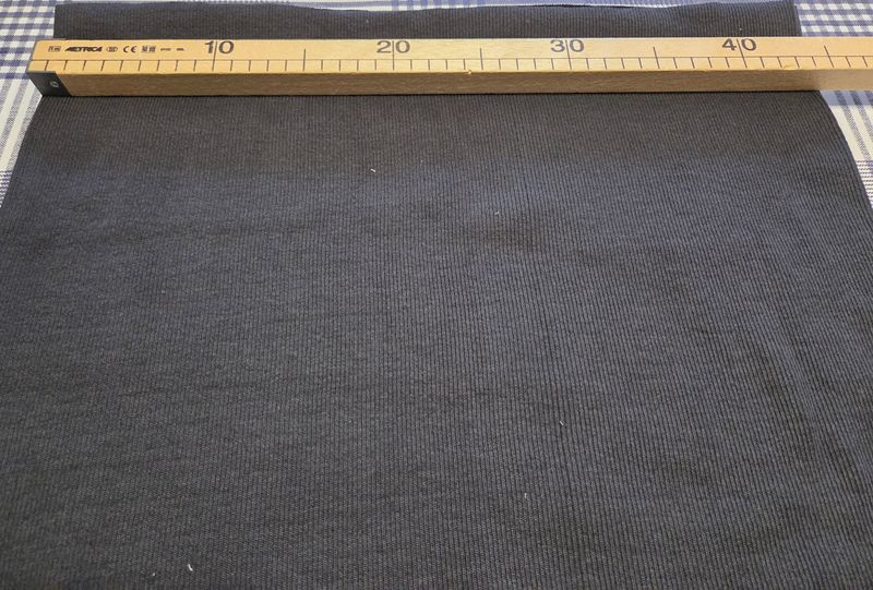 Bündchen dunkelgrau 10cm x 90cm breit Bündchen dunkelgrau 10cm x 90cm breit