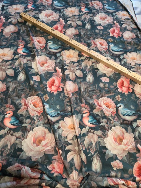 Jersey Vögel Blumen 50cm x150cm breit