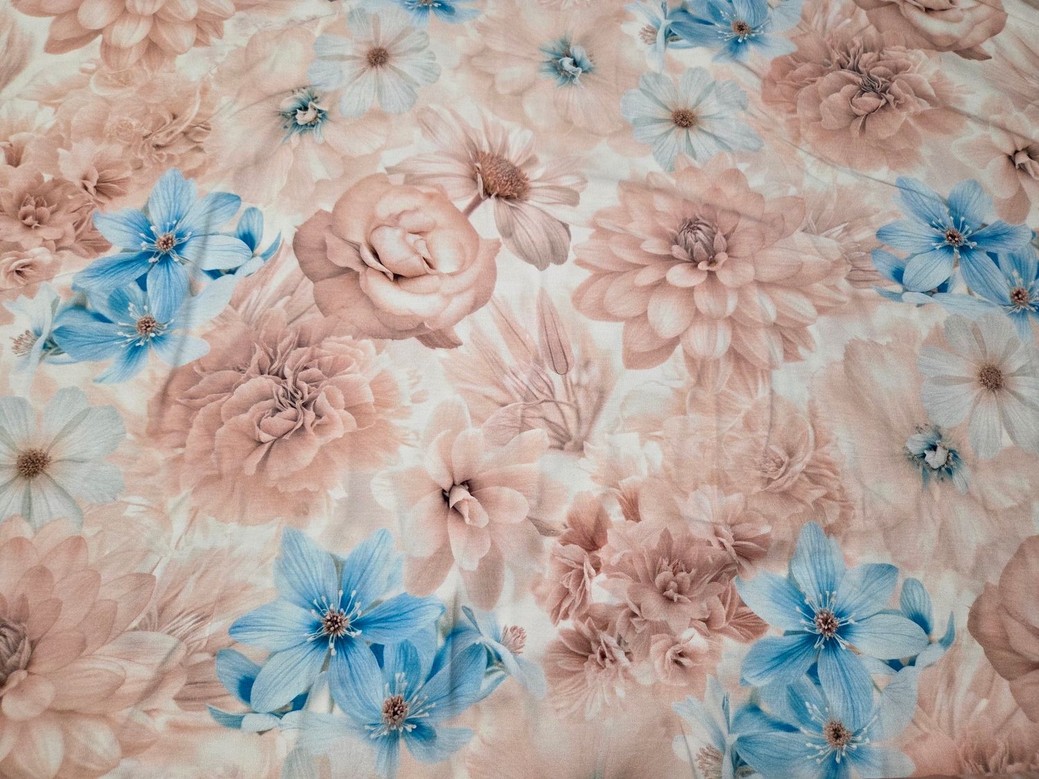 Jersey Digitaldruck Blumen 50cm x180cm breit Jersey Digitaldruck Blumen 50cm x180cm breit