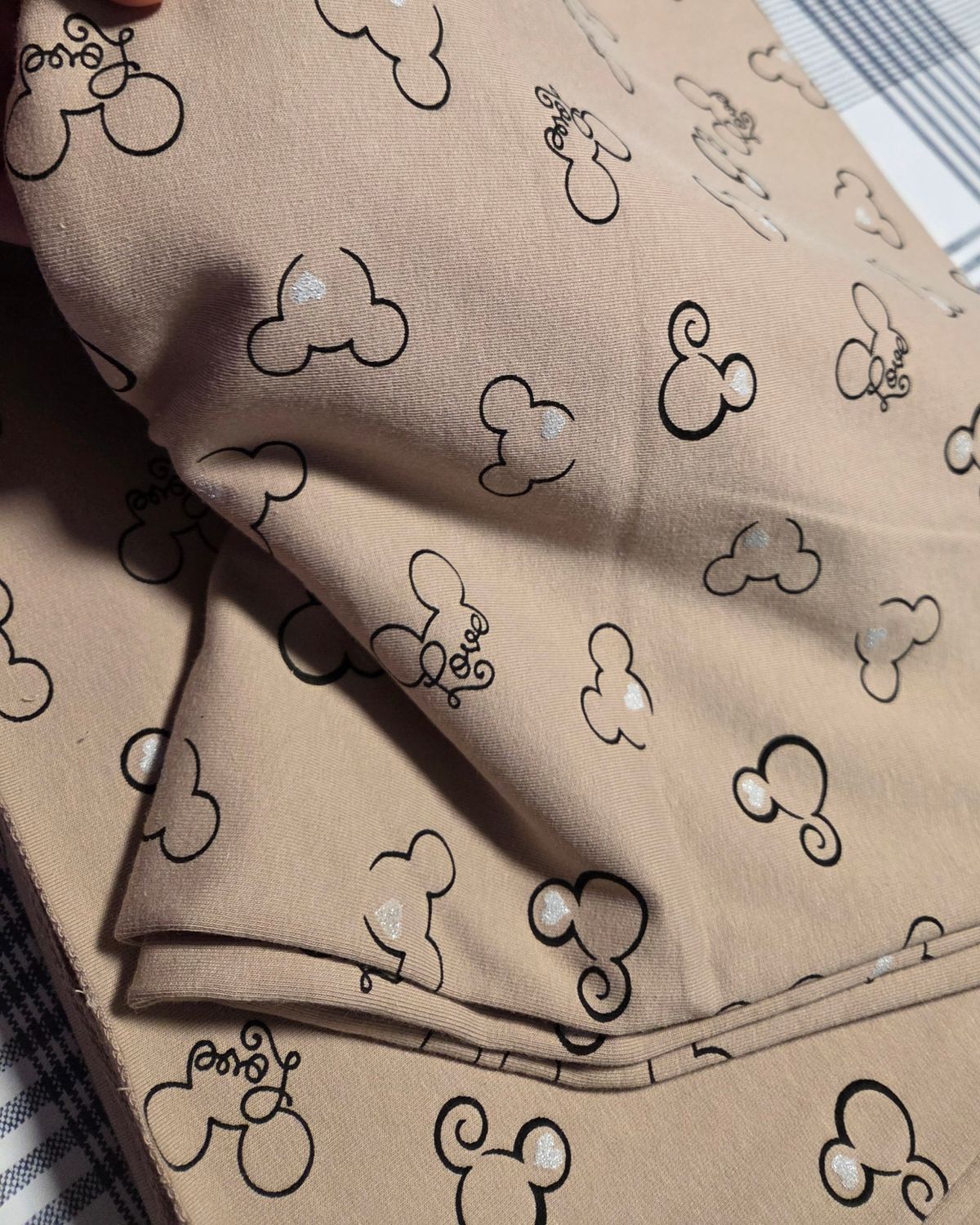 Sommersweat Maus beige 50cm x 160cm Sommersweat Maus beige 50cm x 160cm