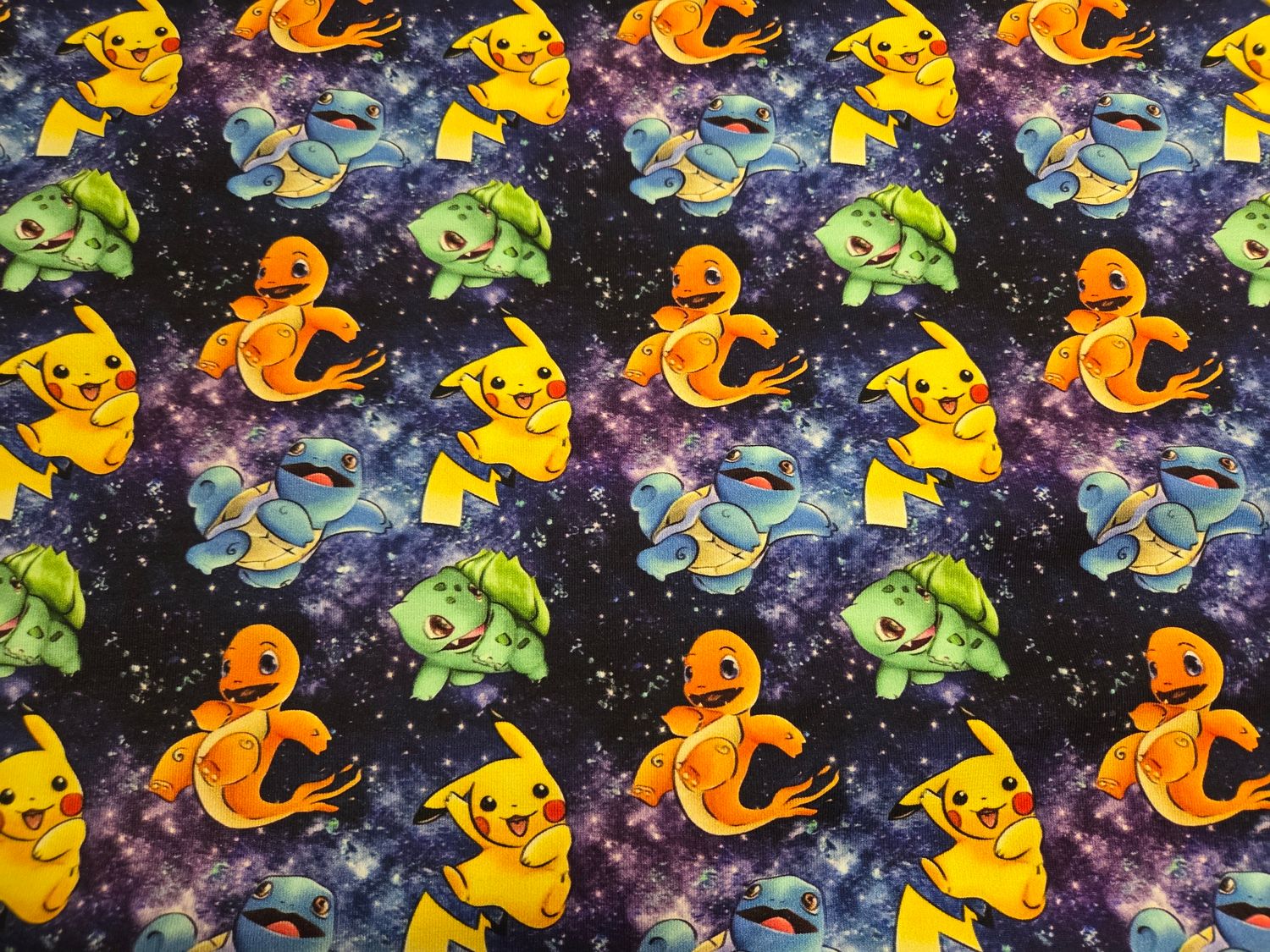 Sommersweat Pokemon Pikatchu bunt 50cm x 180cm breit