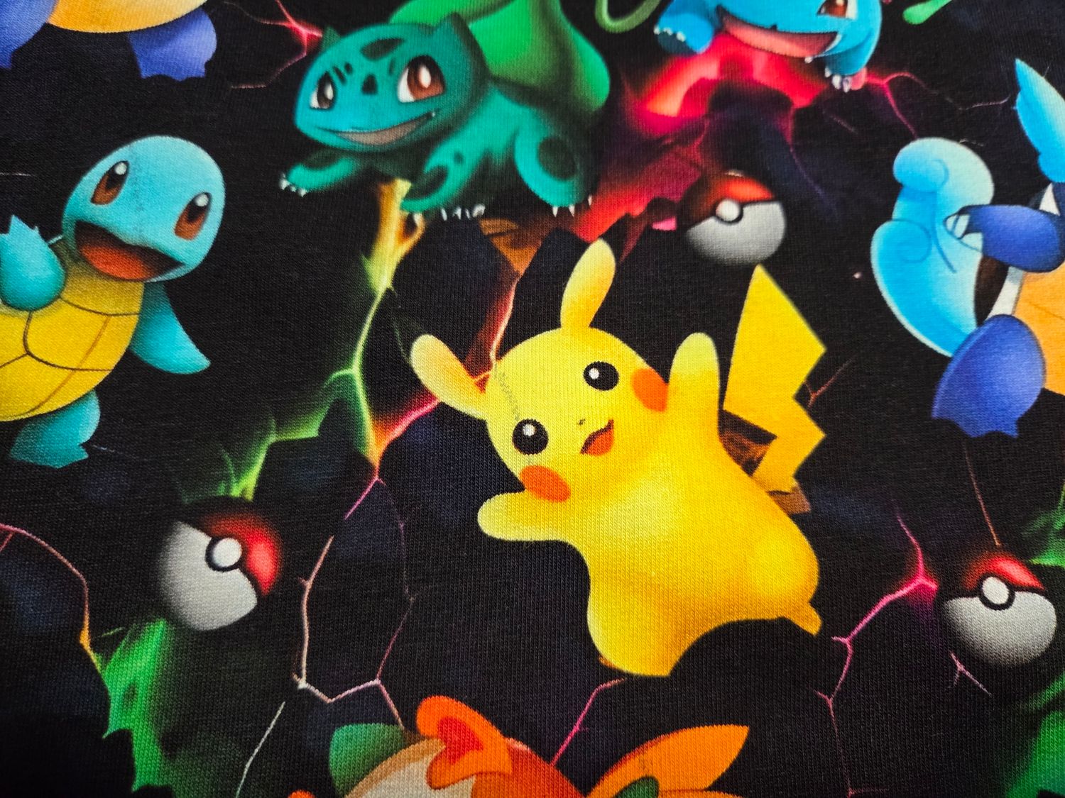 Sommersweat Pokemon bunt 84cm x 180cm breit B Ware Sommersweat Pokemon bunt 84cm x 180cm breit B Ware
