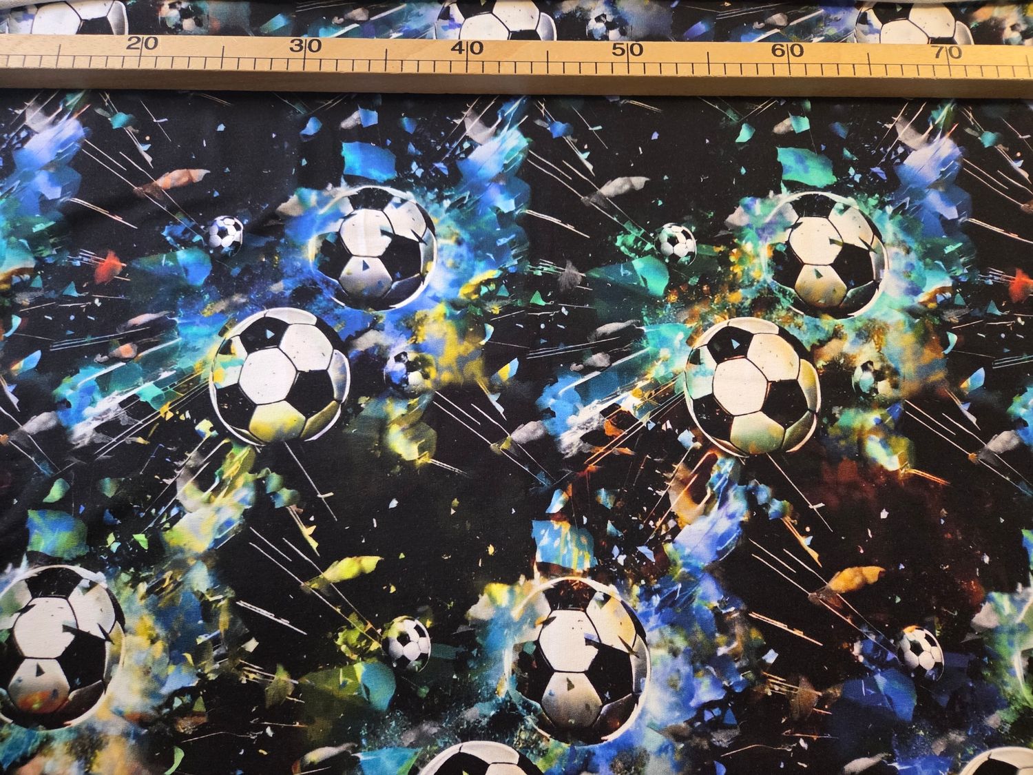 Sommersweat Fußball 50cm x 180cm breit