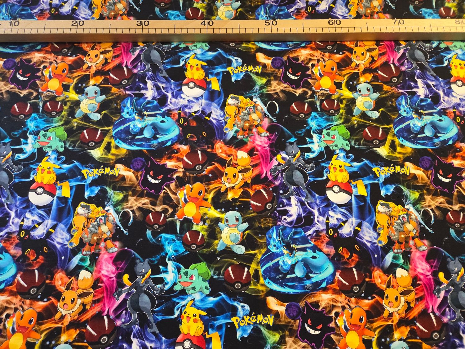 Sommersweat Pokemon schwarz bunt 50cm x 180cm breit 