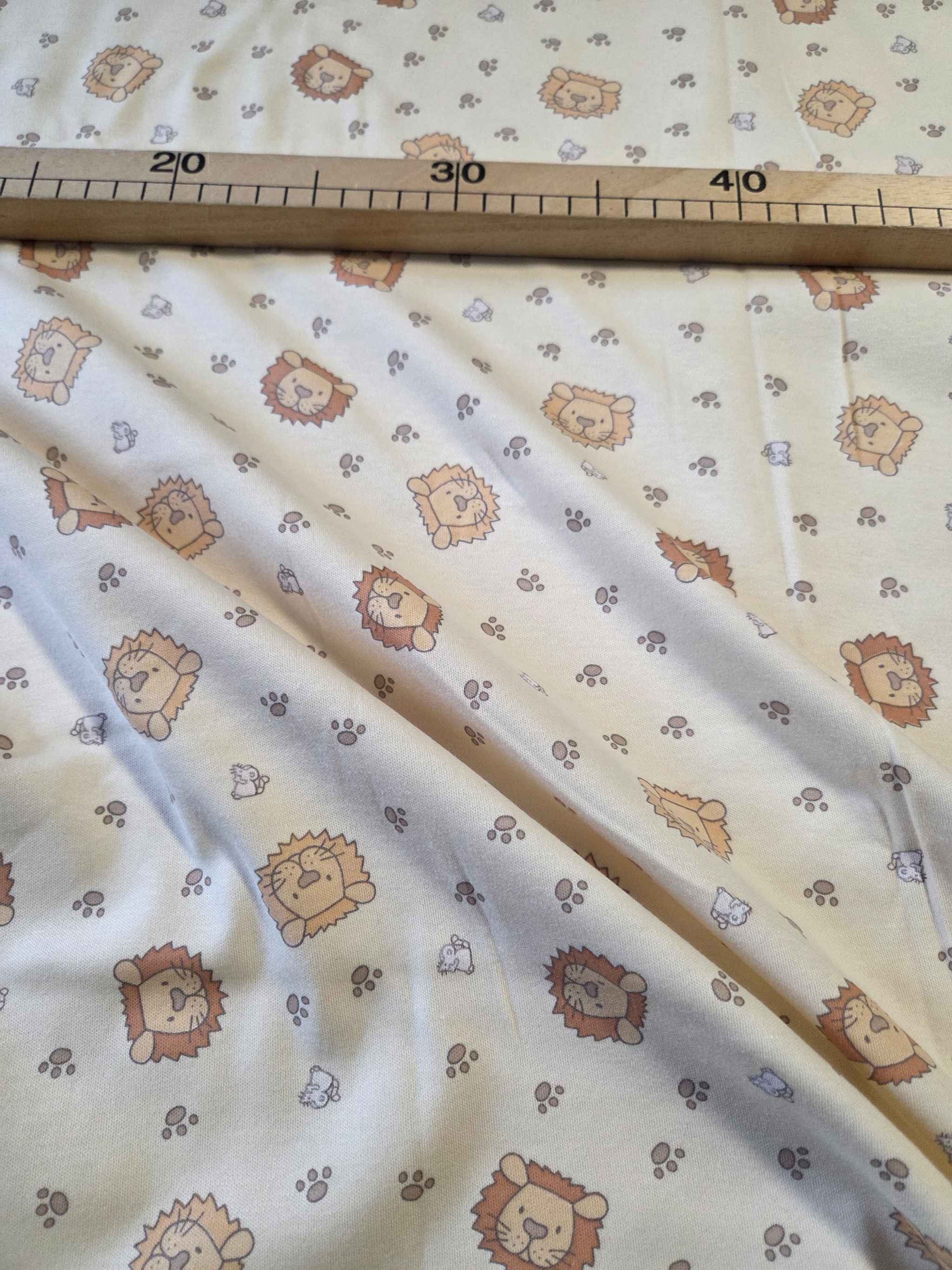 Jersey Löwen 50cm x160cm breit