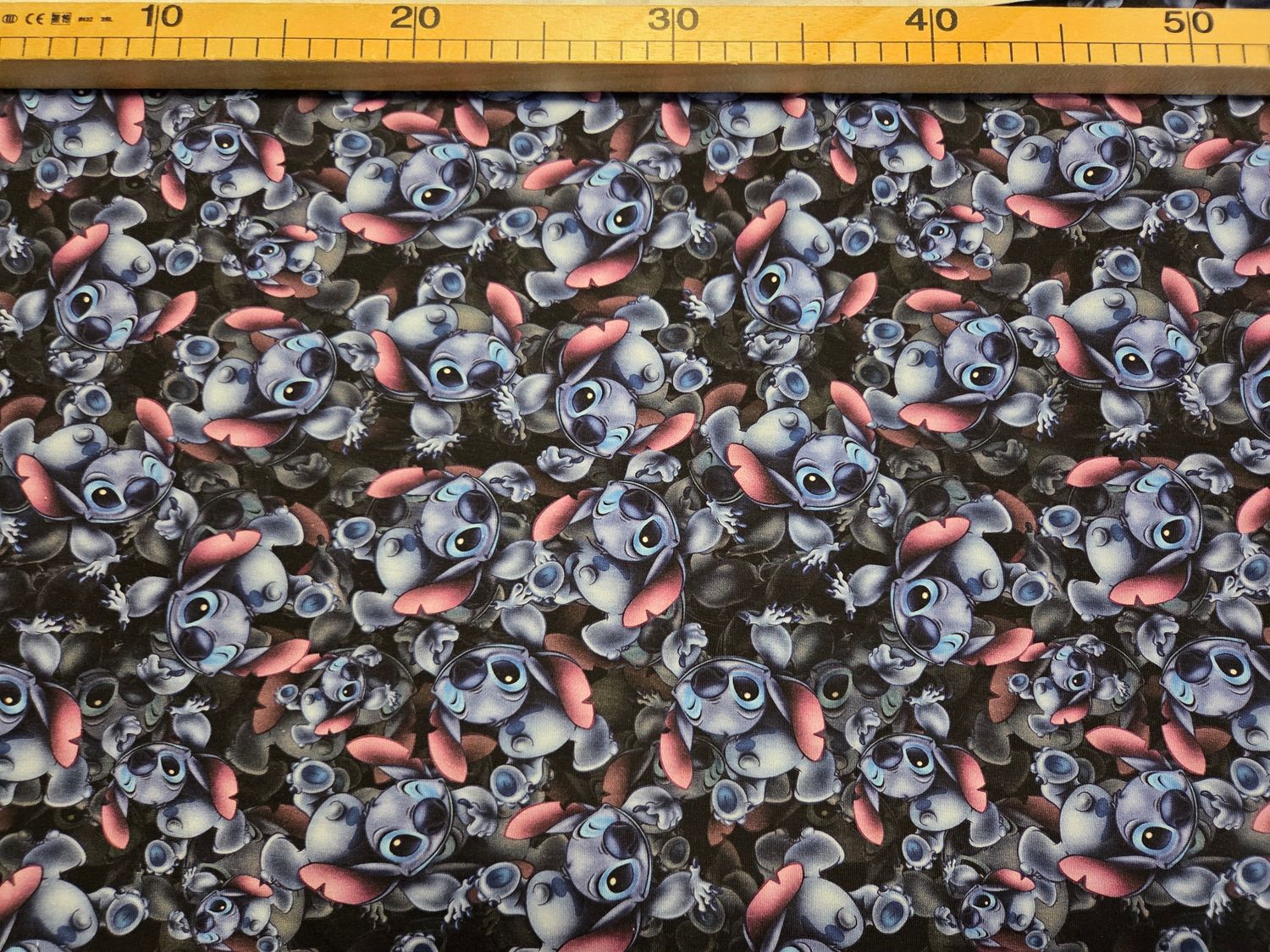 Sommersweat Stitch 40-45cm x 135cm breit