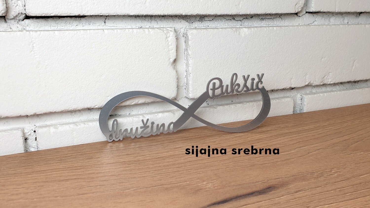 Znak neskočnost
