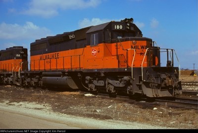 Milwaukee Road EMD GE Locomotive MILW HO Scale Decal Set