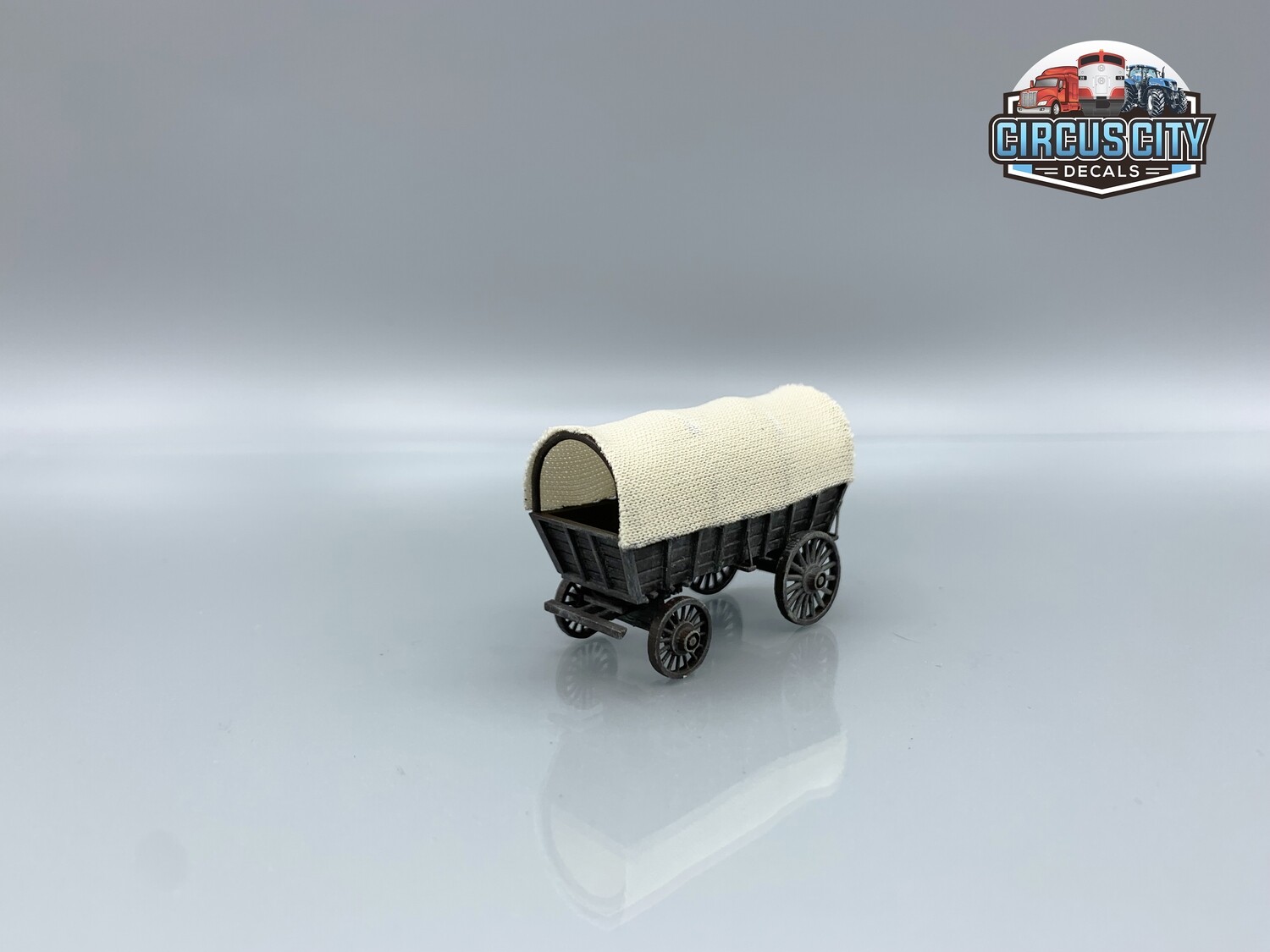 Covered Wagon Wild West Circus Built-Up HO Scale