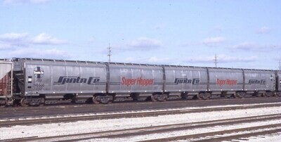 Santa Fe Super Hopper Decal Set HO Scale