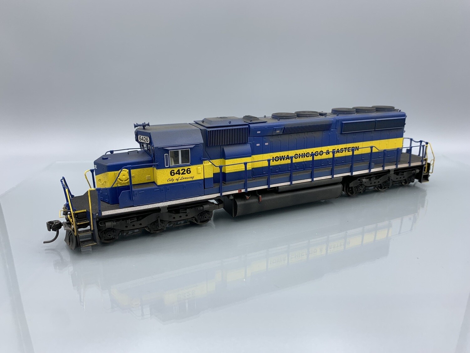 Intermountain Iowa, Chicago & Eastern SD40-2 6426 DCC Weathered HO Scale