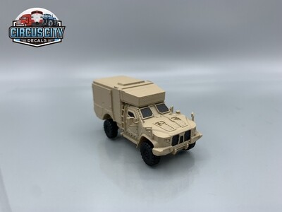 Painted Military Joint Light Tactical Vehicle​ JLTV Ambulance HO 1:87 Scale Model Built Up