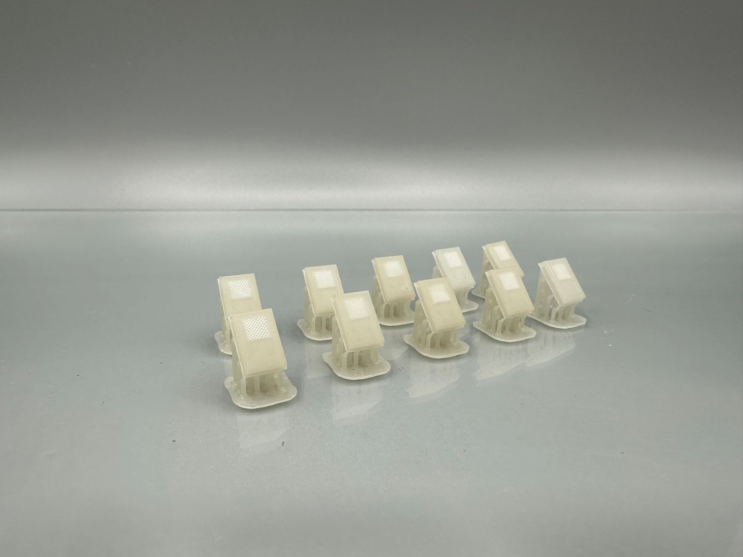 Winterization Hatch (Qty 10) GP7/9 N 1:160 Scale