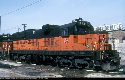 Milwaukee Road SD10 MILW G 1:29 Scale Decal Set