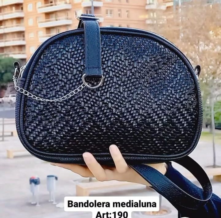 Bandolera medialuna London