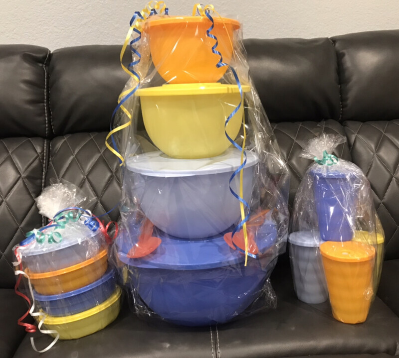 Tupperware Bundle