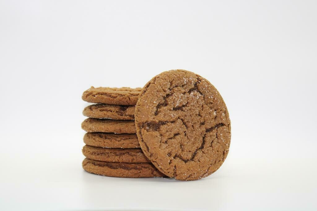 Molasses Cookies by the Dozen