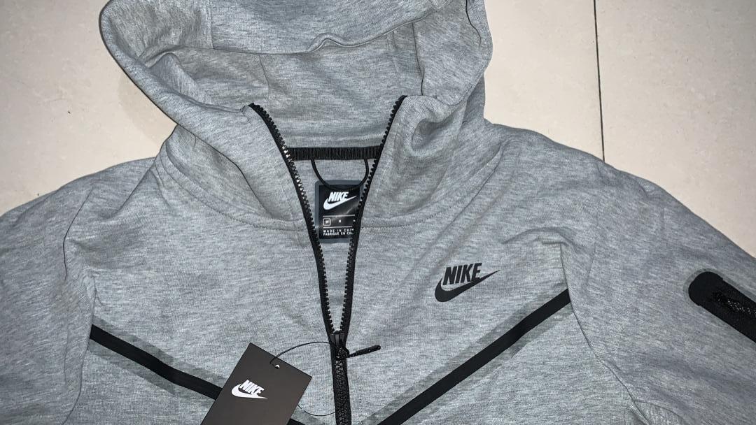 Prezzi scontati e collezioni alla moda “nike tech fleece” | Drezzy