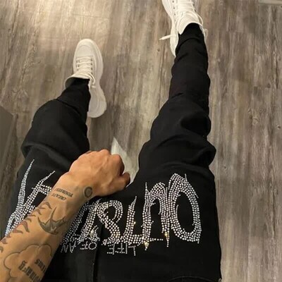 JEANS Life of Outsiders