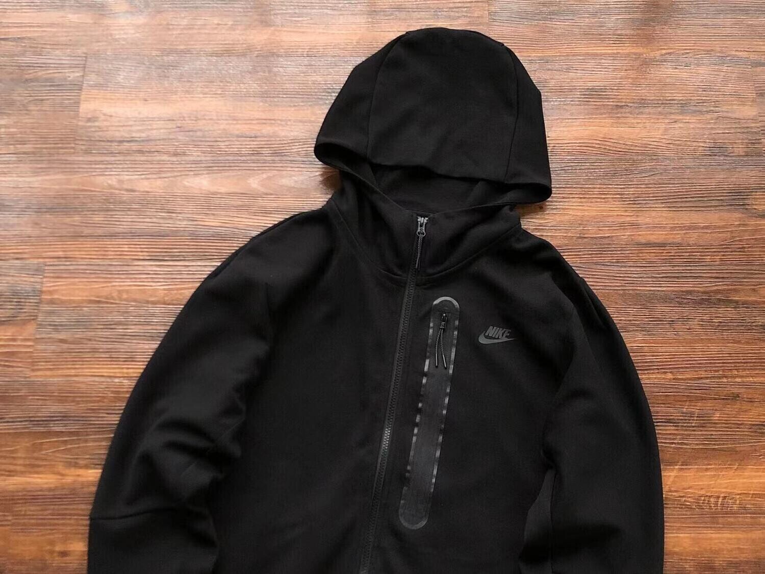 Nike Tech Fleece Full Zip Hoodie con cappuccio