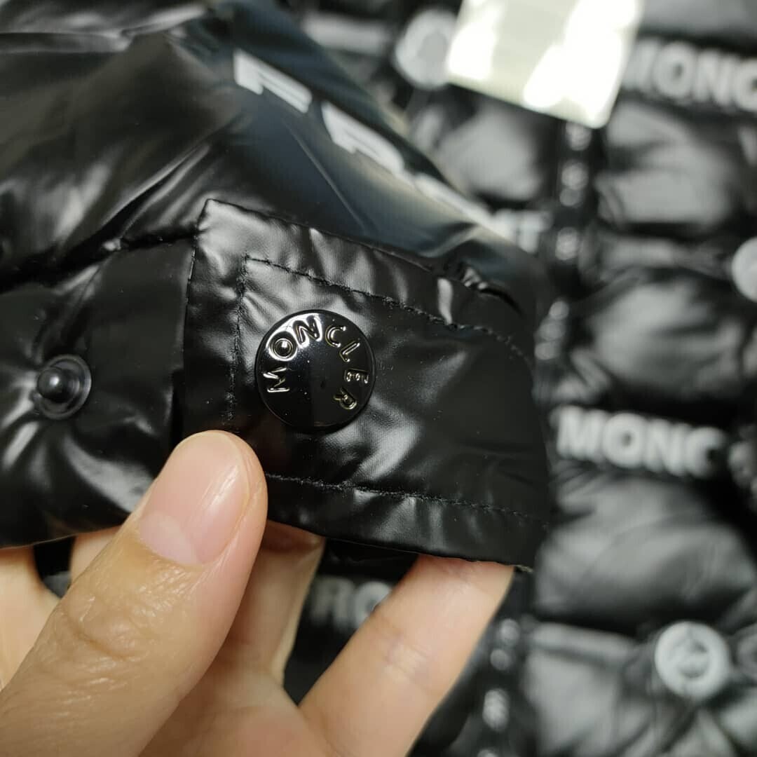  MONC*LER Jacket