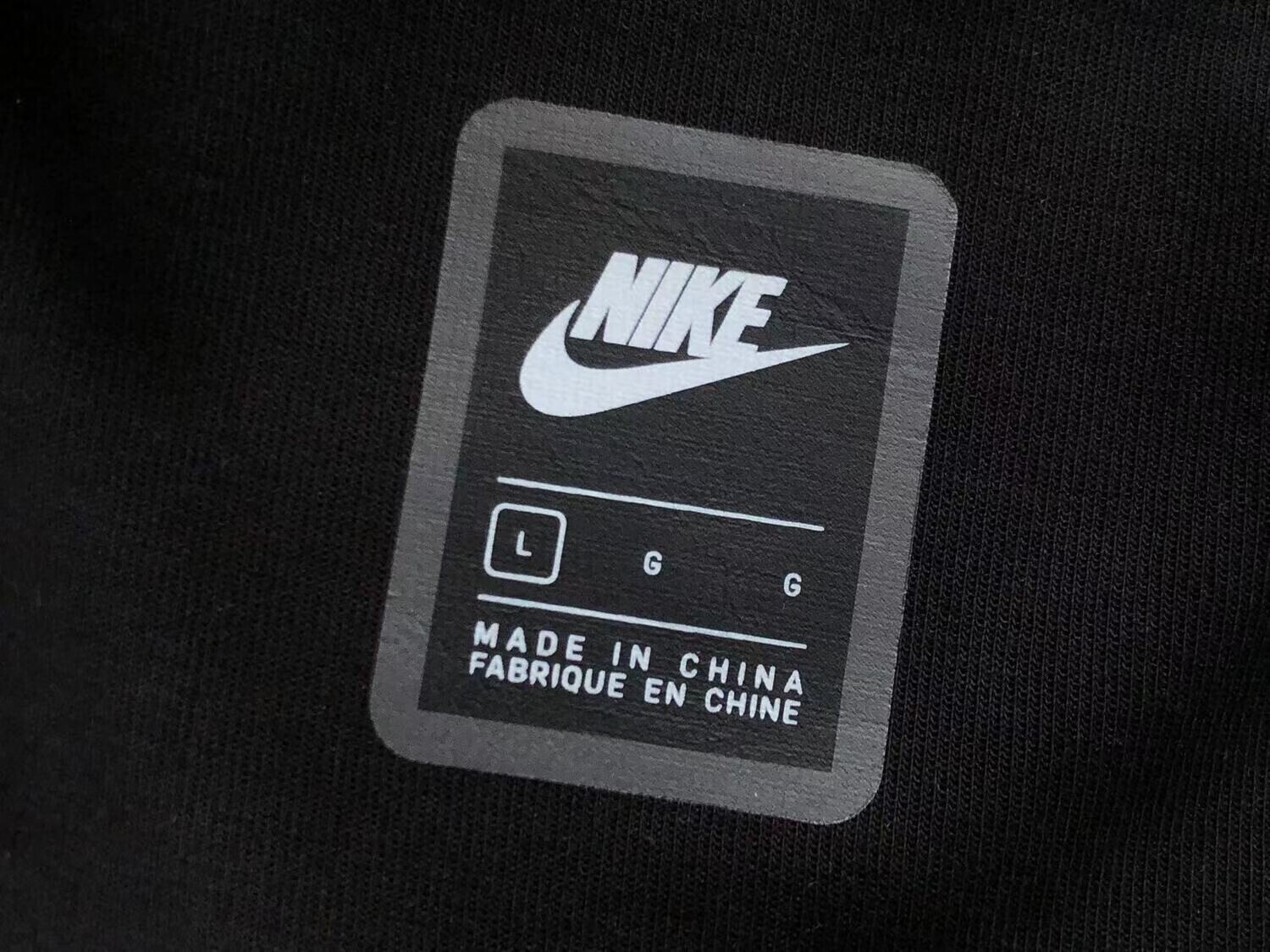 Nike Tech Fleece Full Zip Hoodie con cappuccio