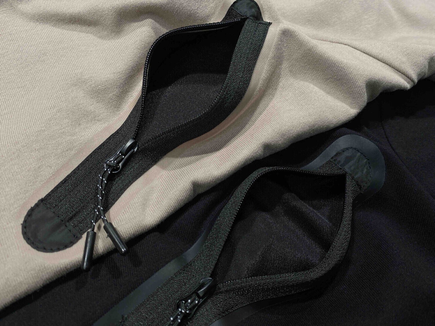 Nike tech T-Shirt (2 COLORAZIONI)