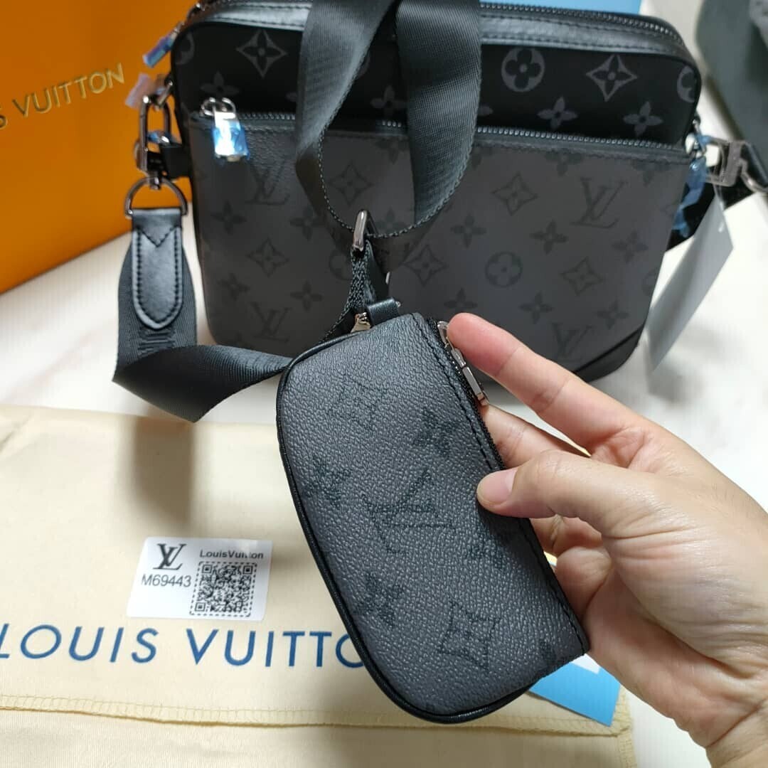 Shoulder Bag LV