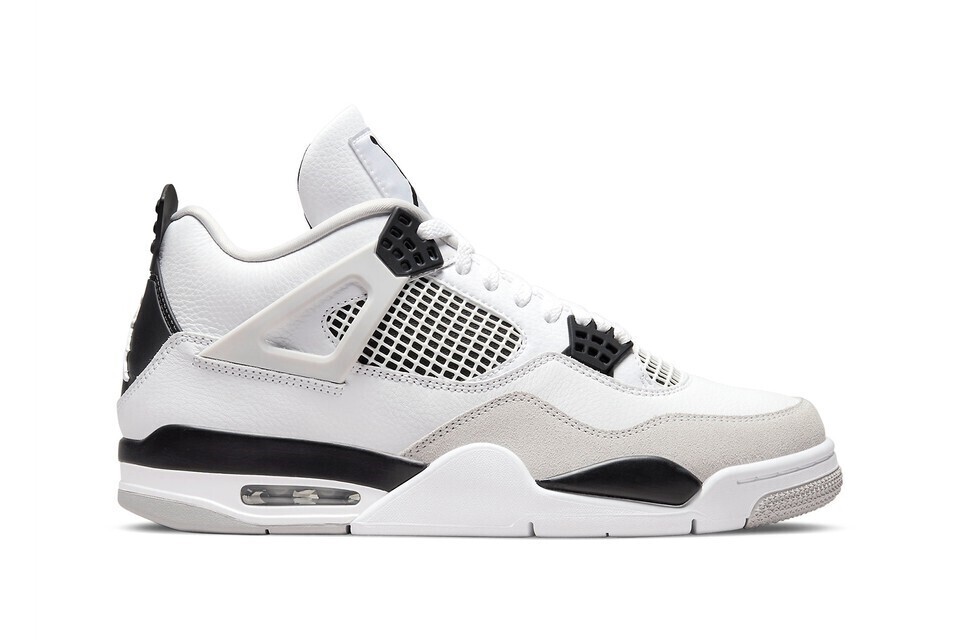 J 4 Retro Military black