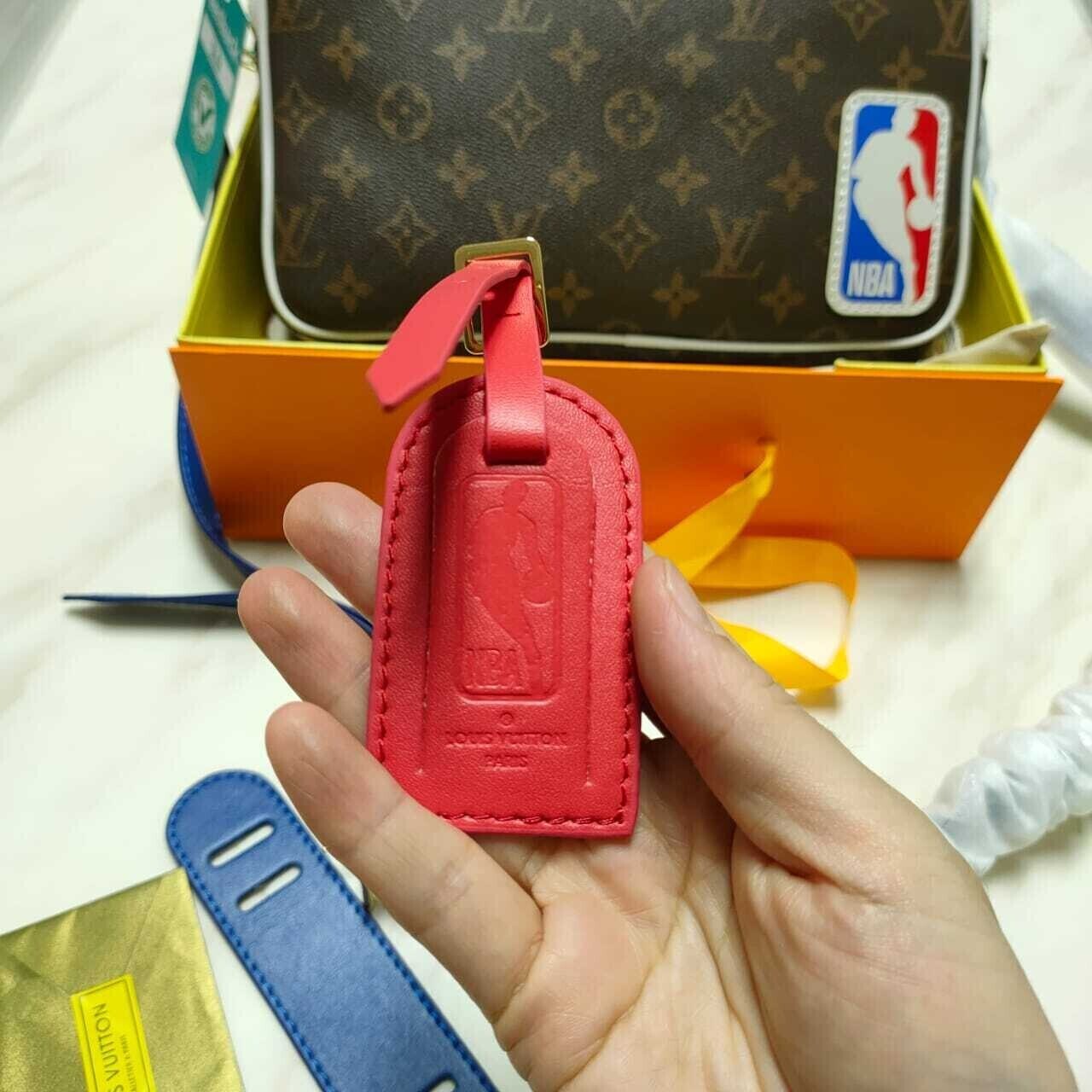 Shoulder Bag NBA LV