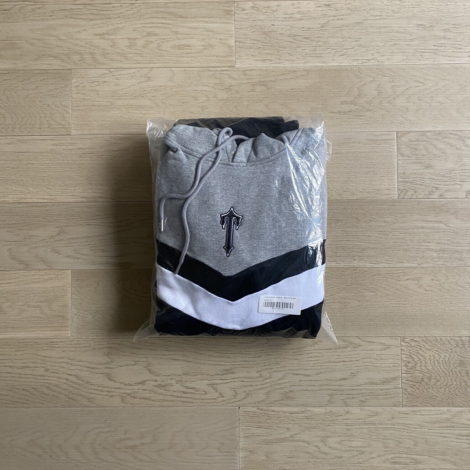 TS London Striscia-V Chenille TUTA COMPLETA