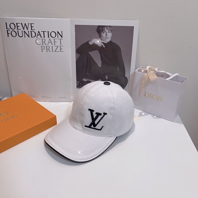 Cappello LV