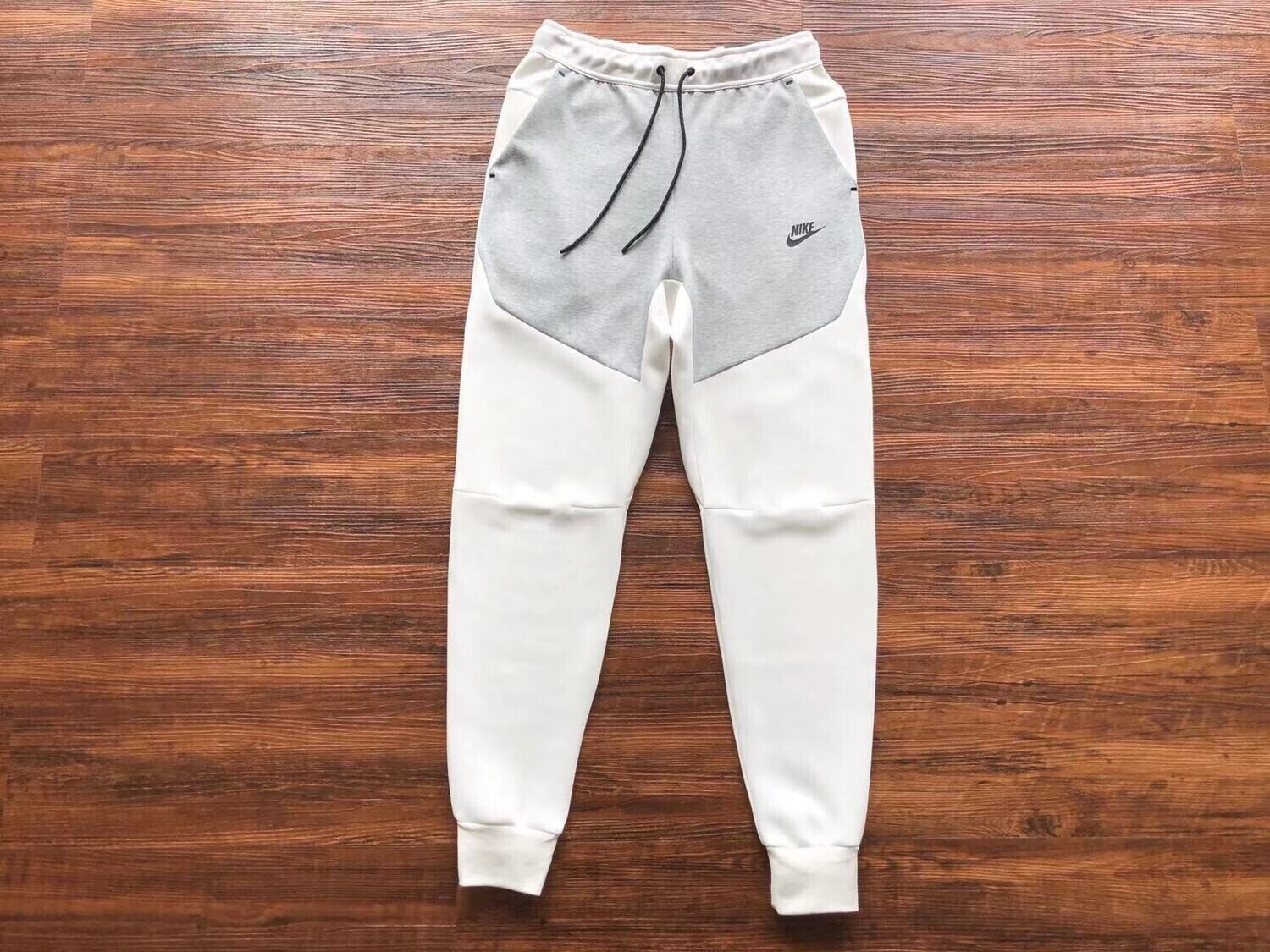 PANTALONI nike tech fleece