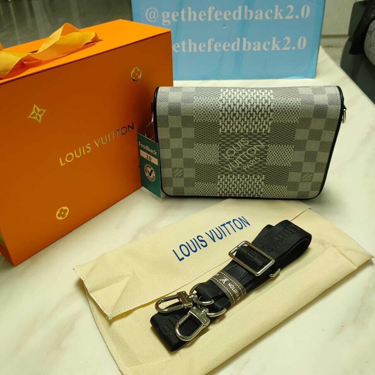 Shoulder Bag LV 25cm