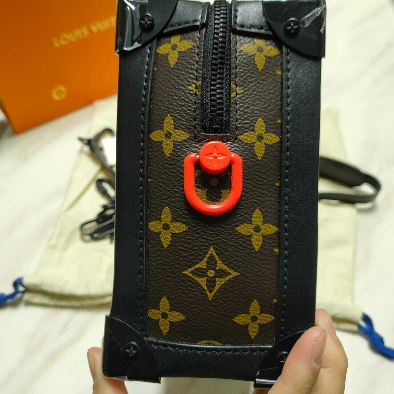 LV Shoulder Bag Clutch Box