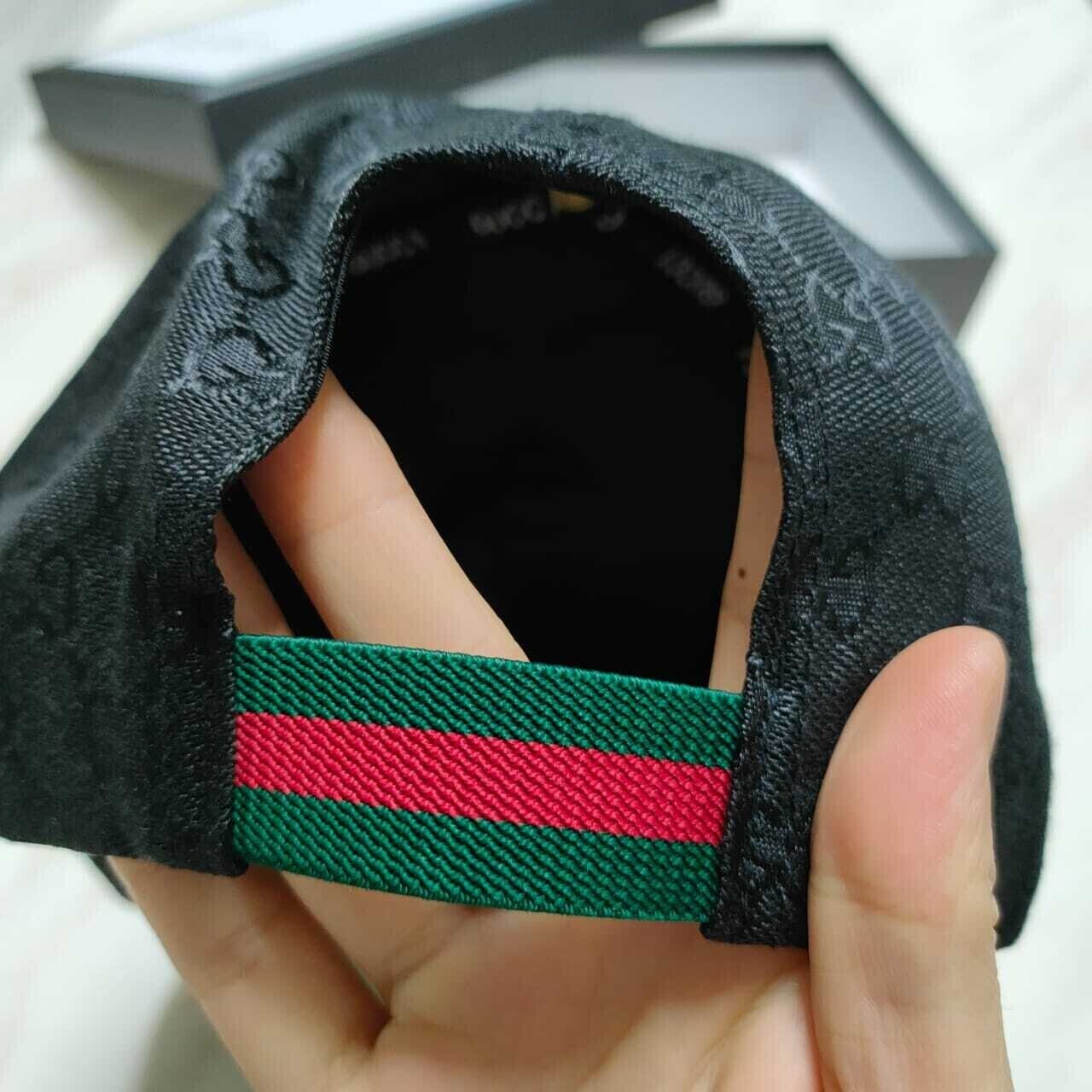 (2 COLORAZIONI) Cappello GG