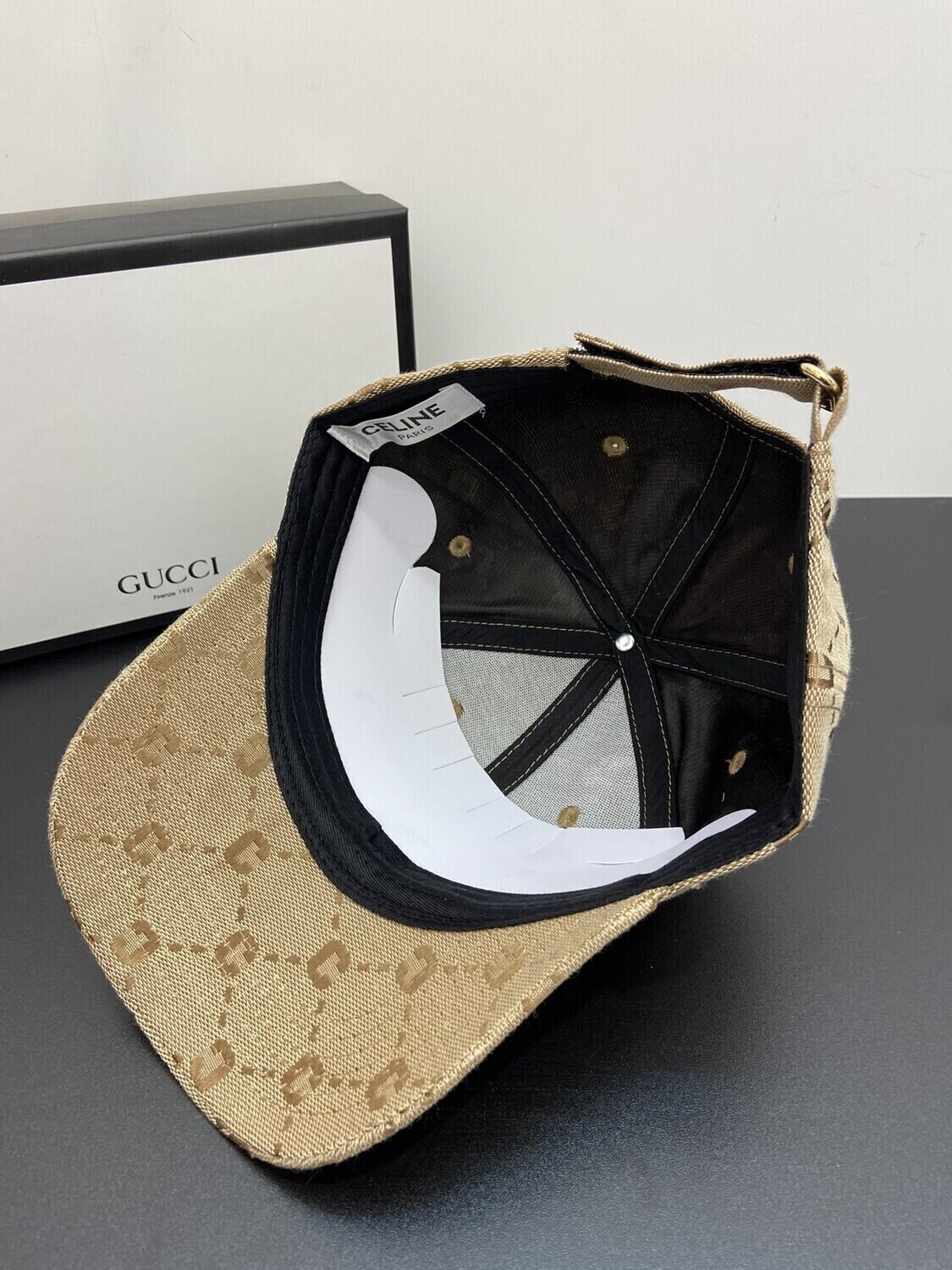 (2 COLORAZIONI) Cappello Celine